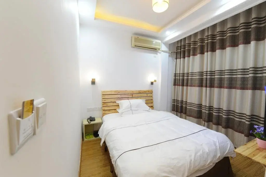 Dream PA International Youth Hotel Wulingyuan Store