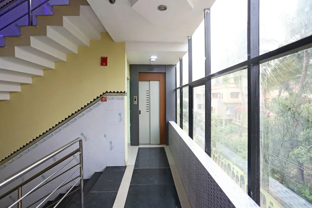 OYO 4526 Jaydev Vihar