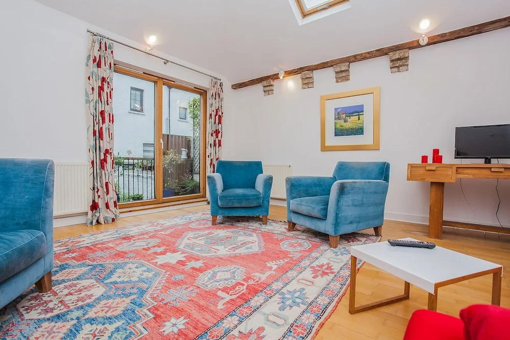 Spacious Quiet Mews House Near Angel