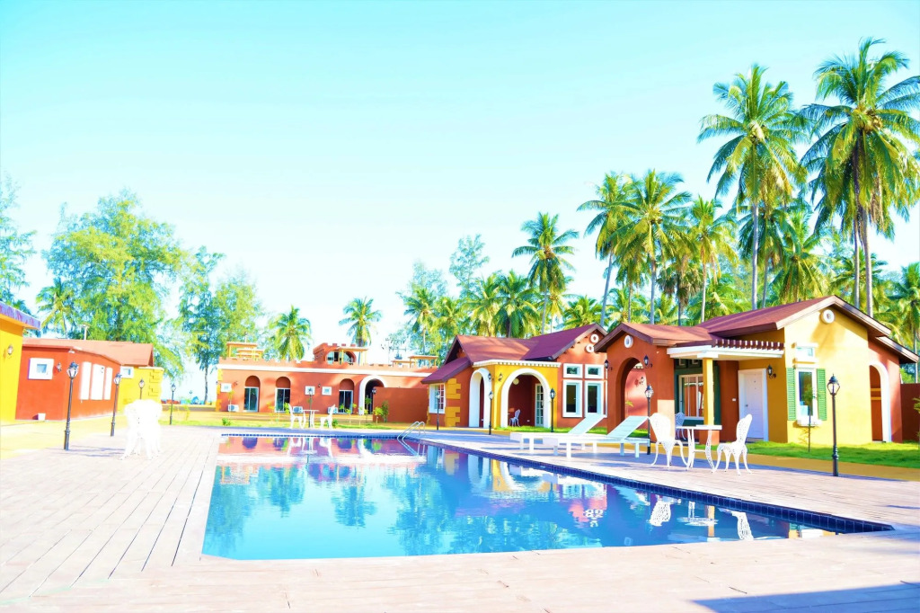 World Cat Beach & Resort เวิลด์แคท บีช แอนด์ รีสอร์ท
