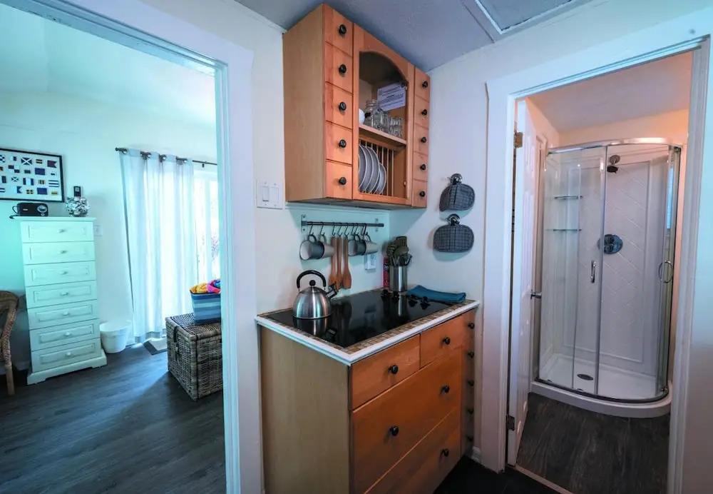 Treasure Island Sunset Beach Bungalow by Tech Travel