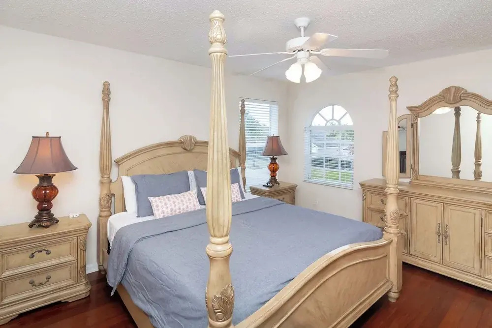 New Ownership 7BR Close to Disney