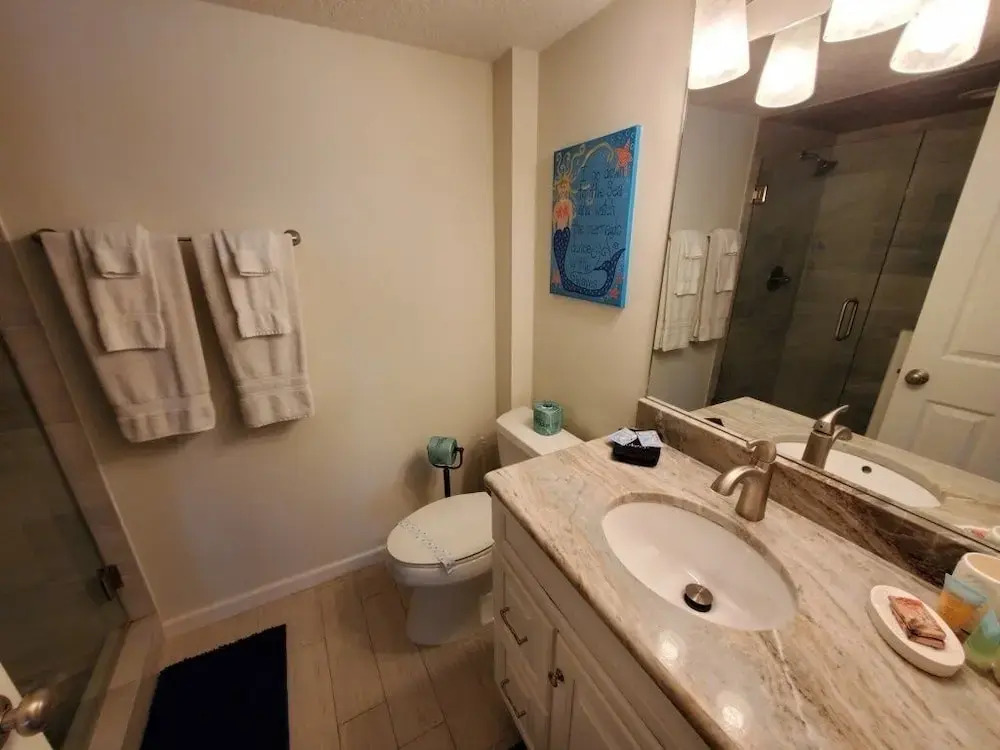 Summerhouse 104: Direct Oceanfront 2 Bedroom Condo
