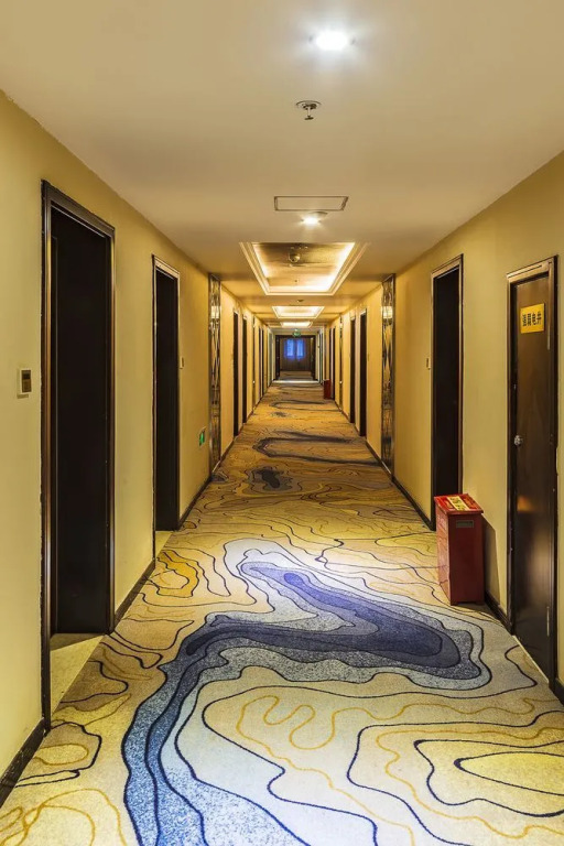 One Street Three Chengdu Hotel