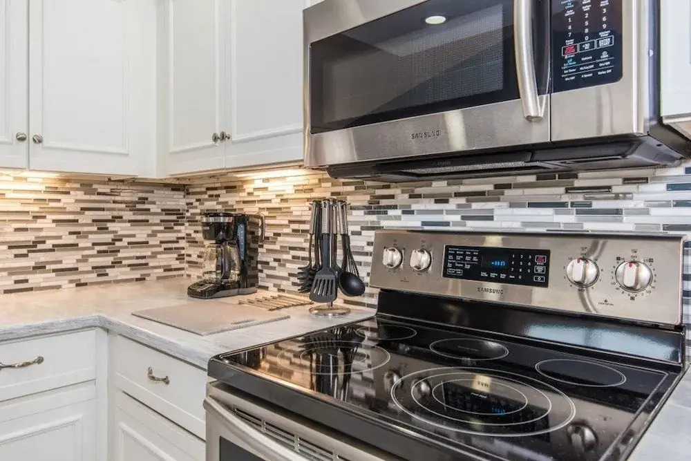 Casa Bella At Sea Place New 3 Bedroom Home by RedAwning