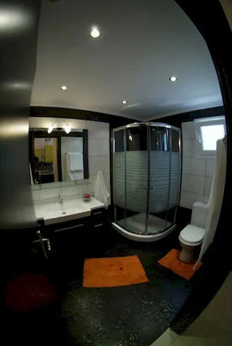 Paralia Luxury Suites