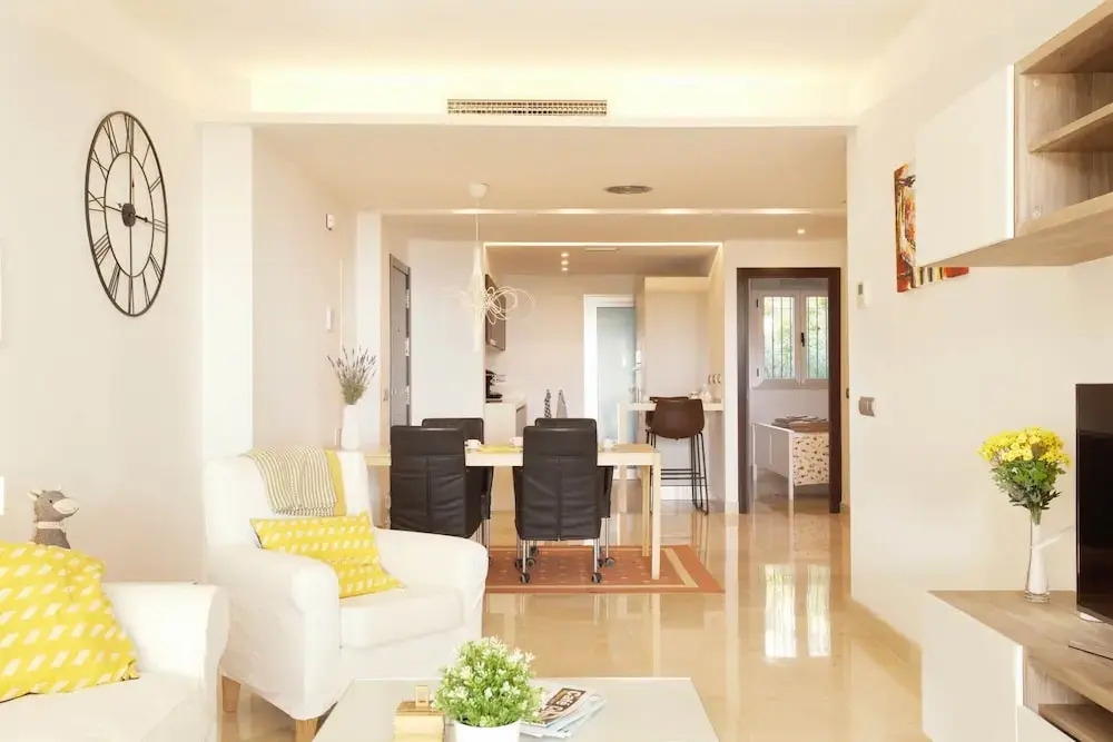 Snug apartment with garden