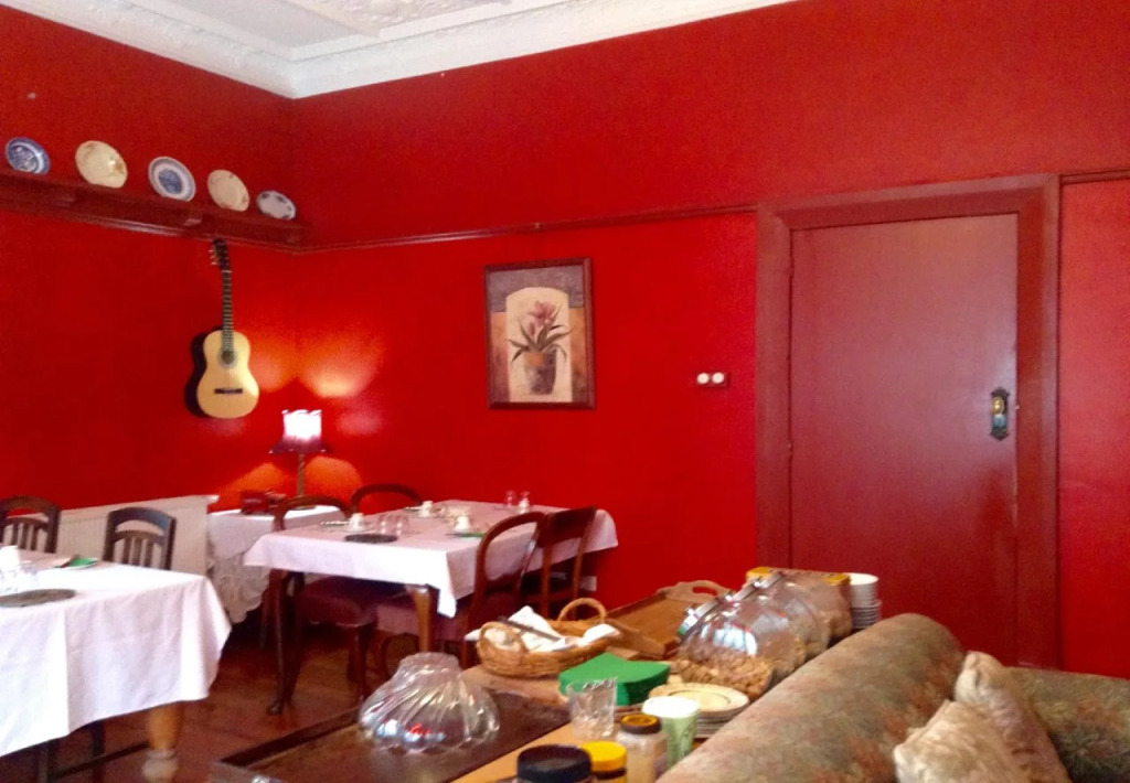 Albatross Inn Bed and Breakfast
