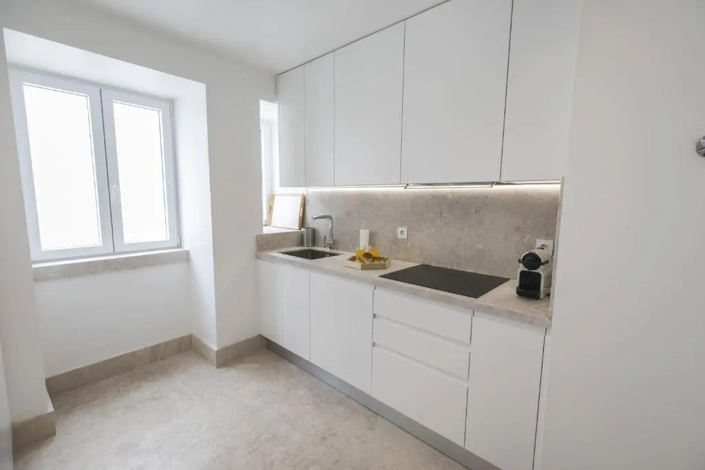 Lovelystay - Chic, Citrus Home - Private Garden And Parking