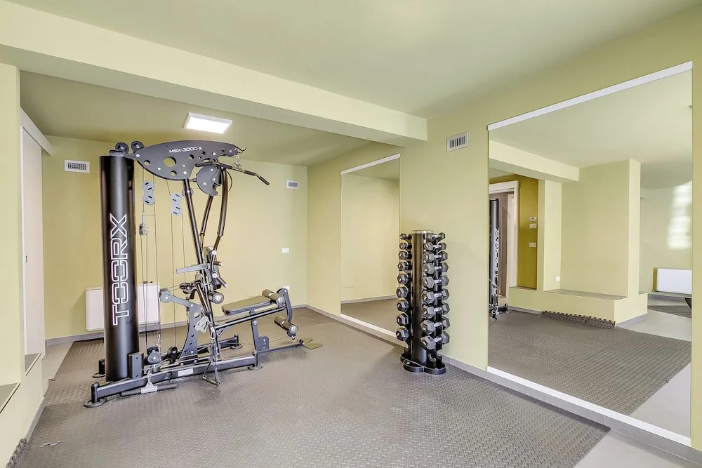 Villa Chimera White 16 with Pool & Gym