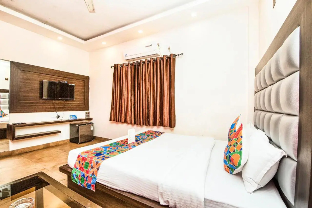 FabHotel De Sivalika - 500m from Belur Math