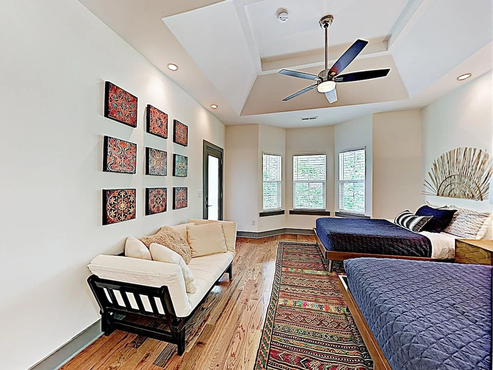 New Listing! Hip 3-story In East Nashville 4 Bedroom Home