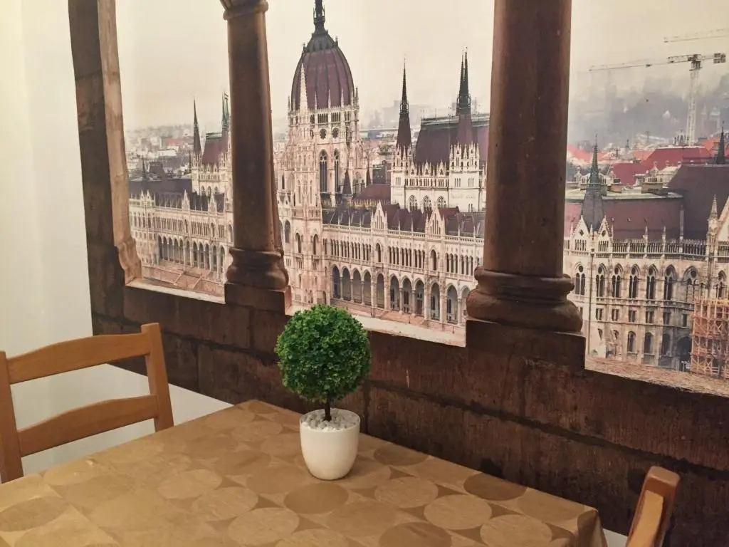 Be a Budapester