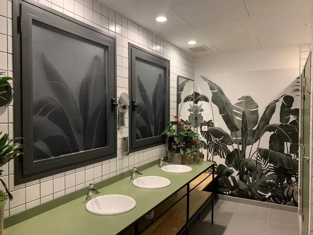 VTZ The Botanic Hostel