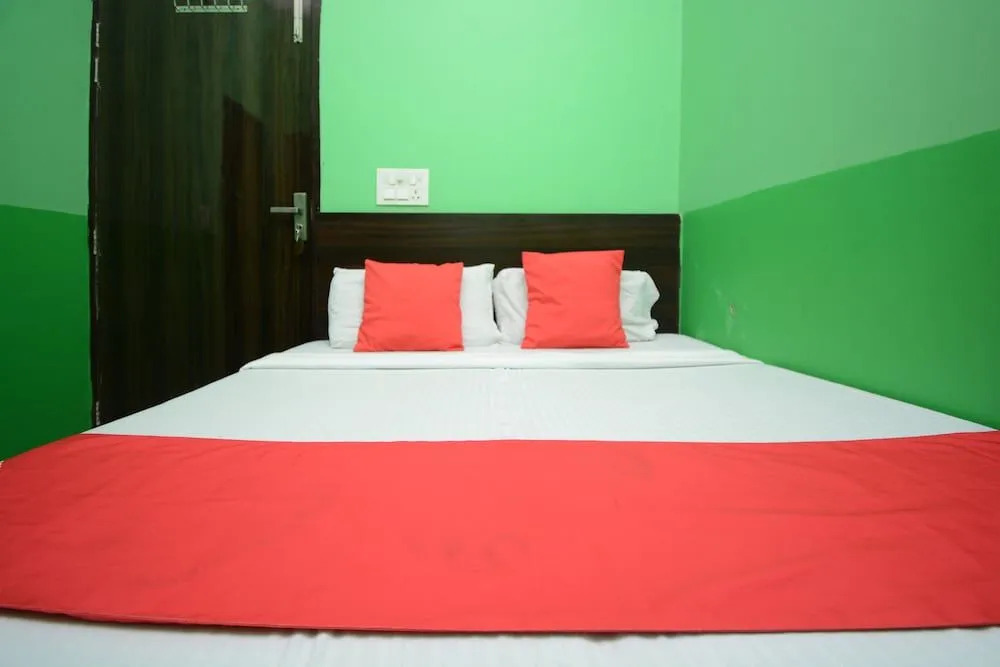 Oyo 26663 Hotel Indian Ldh