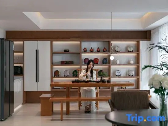 Yujianshan · Pure Oxygen · IFLive | Future Aesthetics Homestay (Foreigner Street Branch)