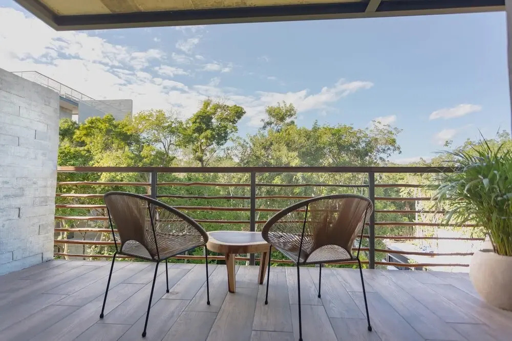 Stunning 2 Bed Condo Pools Gym Cenote Access