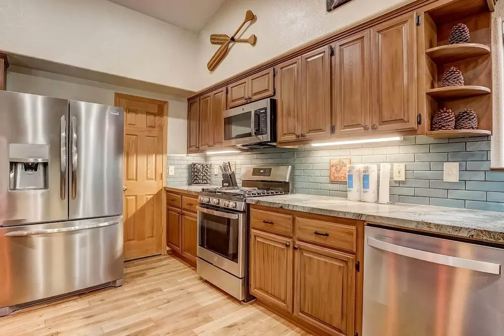 Nestled Pines Retreat Hot Tub, Pool Tahoe, Foosball, +more!