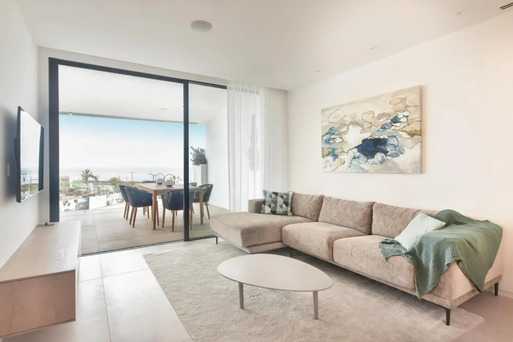 Infinity 1-6 LUXE SEA VIEW 2B