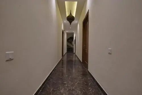 Dippys Hotel