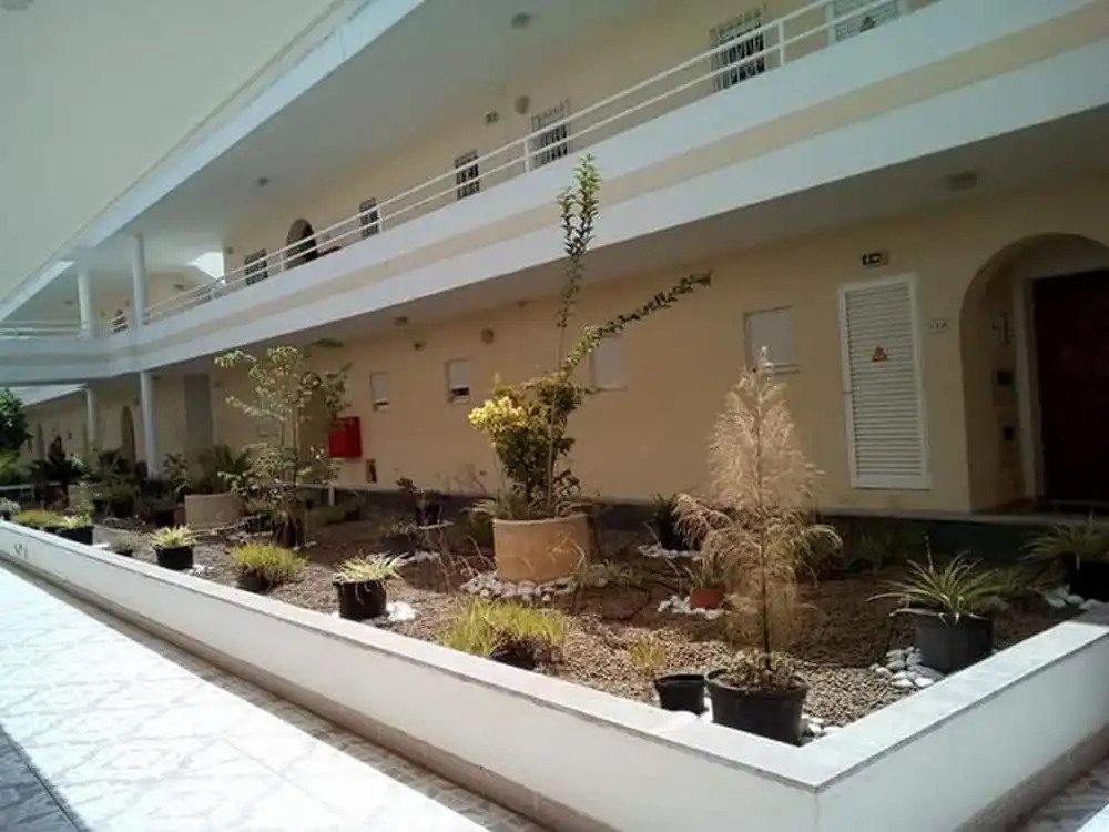 House With 2 Bedrooms in Portimão, With Pool Access and Enclosed Garde