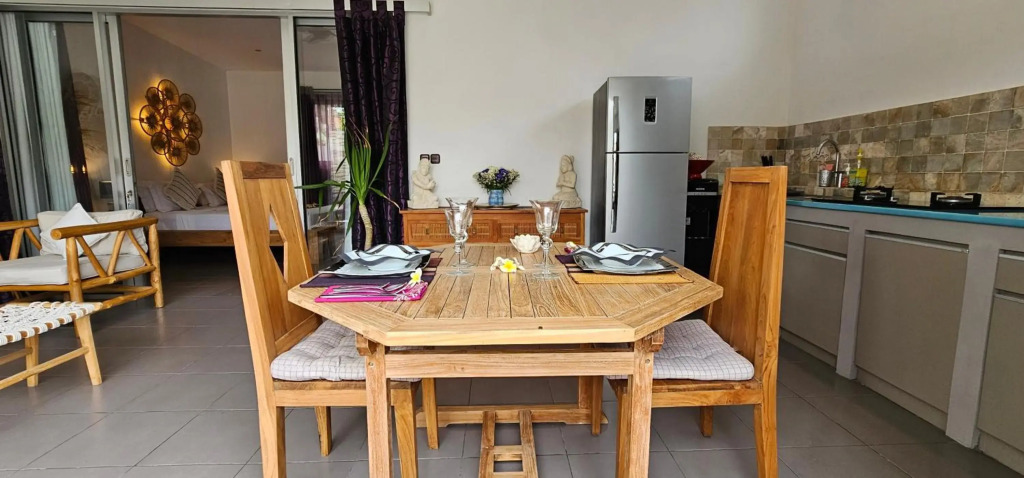 Villa Floppy New 1 bedr villa private Pool 5min beach