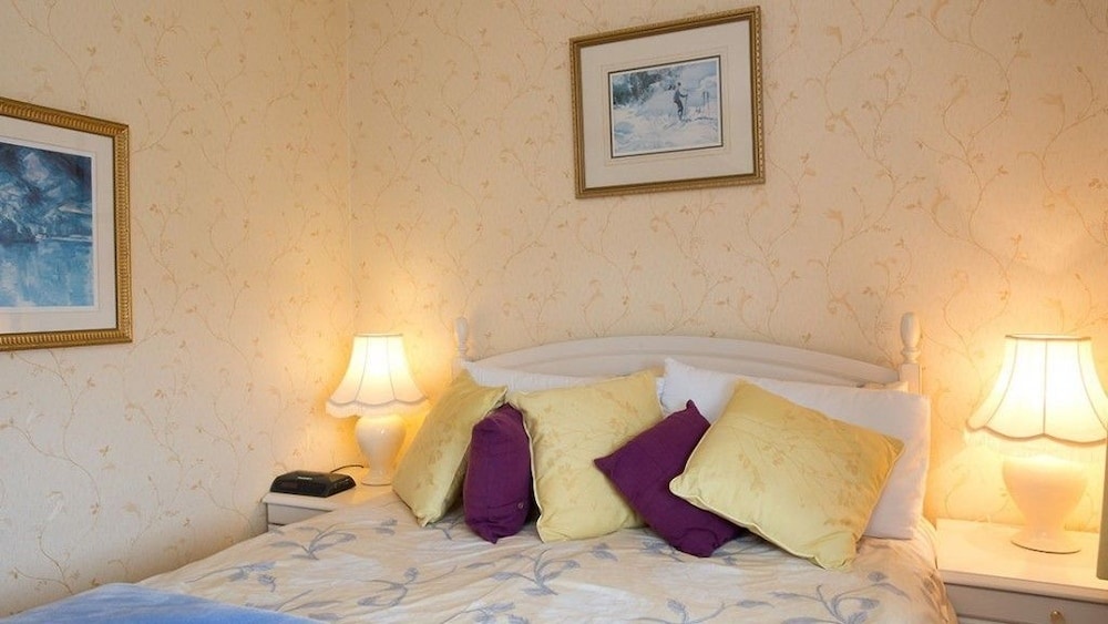 Braeside House