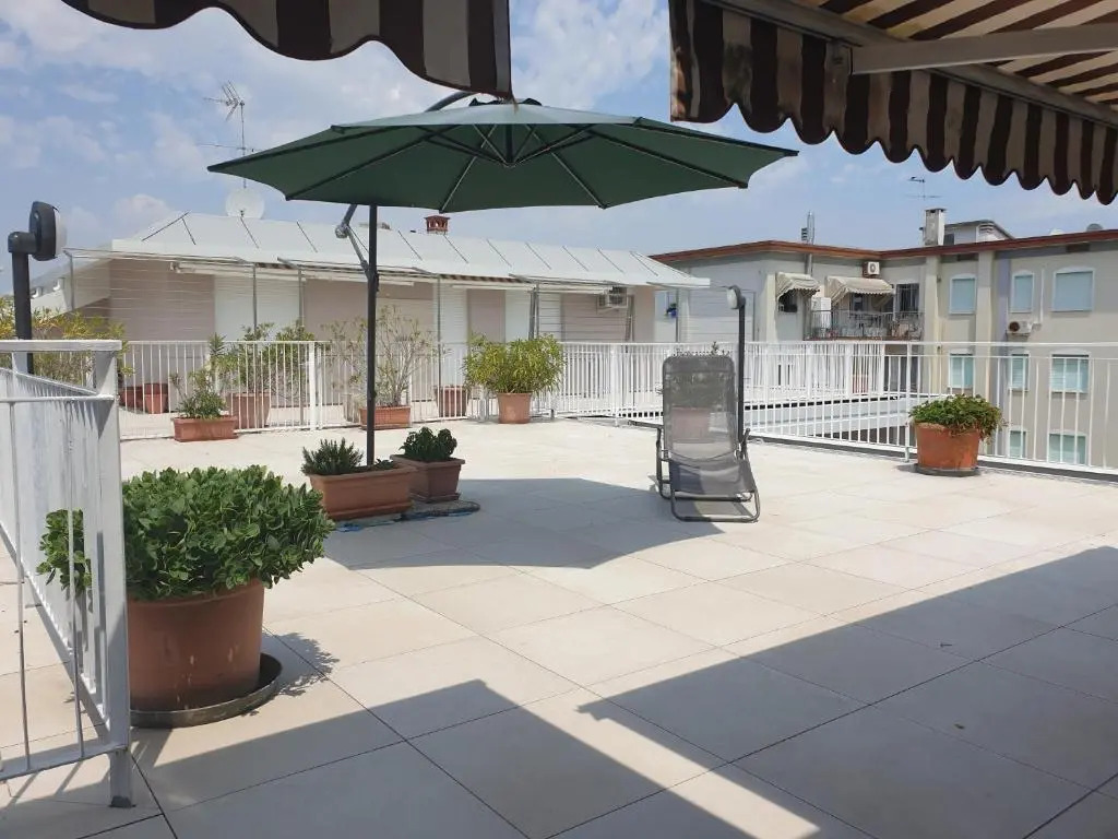 Attico Alghe Rosse Jesolo lido