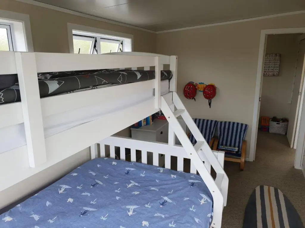 Stanmore Bay Beachfront Cottage