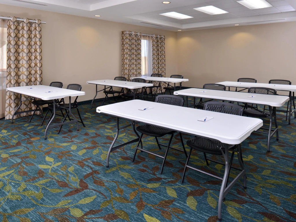 Candlewood Suites Kenedy by IHG