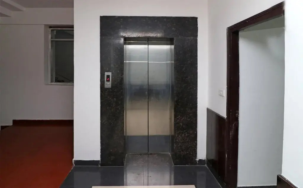 OYO 5452 Hotel Vindhwashni