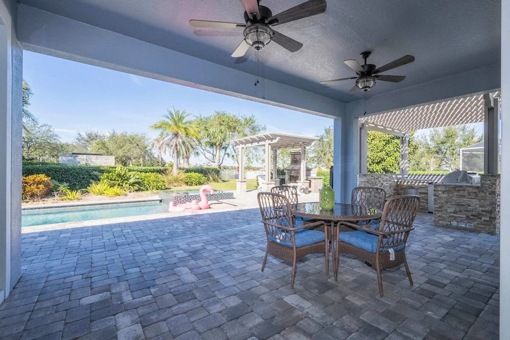 Luxurious 4Bd Villa Private Pool & Spa at Champions Gate Resort 9021