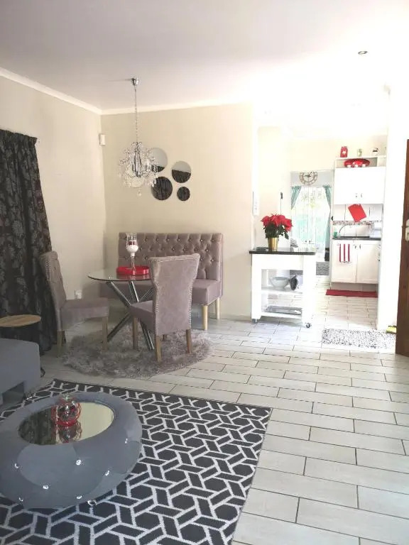 Joy Haven Entire Selfcatering Garden Cottage