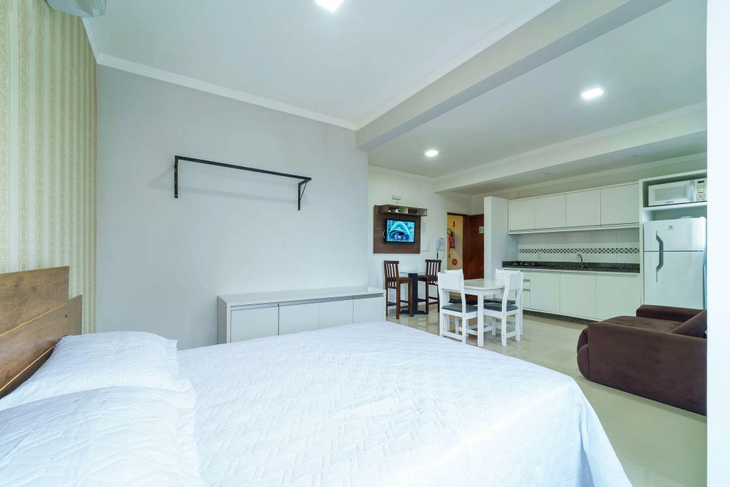 Aluguel Apartamento Studio 20 para 4 pessoas Bombas SC
