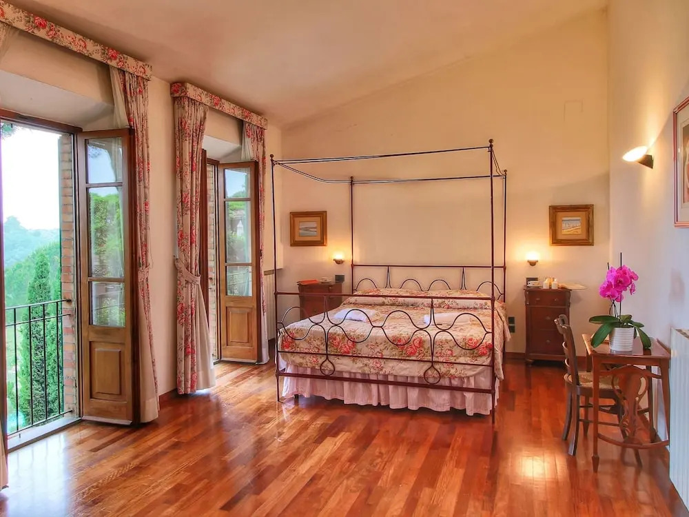 Holiday Home for 8 Guests