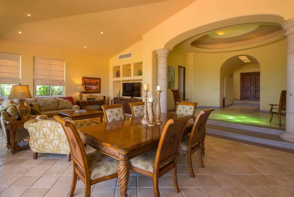 Gorgeous Villa on 5th Fairway of Palmilla Golf Course - Villa Nobel