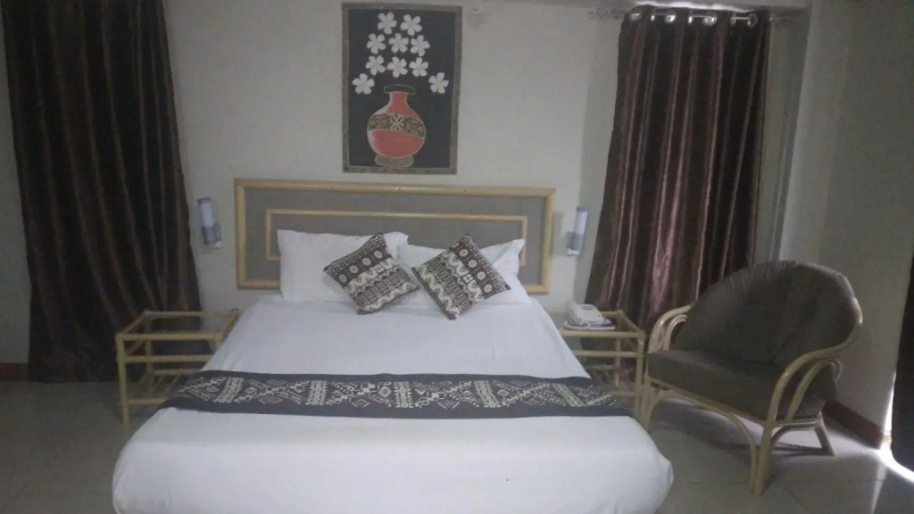 Elixir Hotel and Serviced Apartments