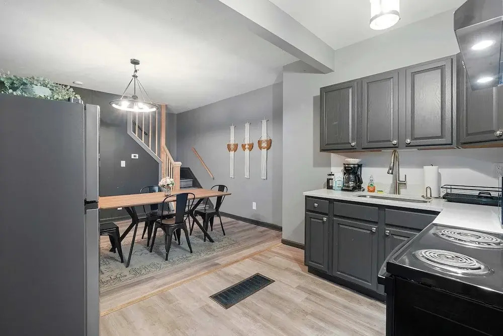 North Pearl Residences 874