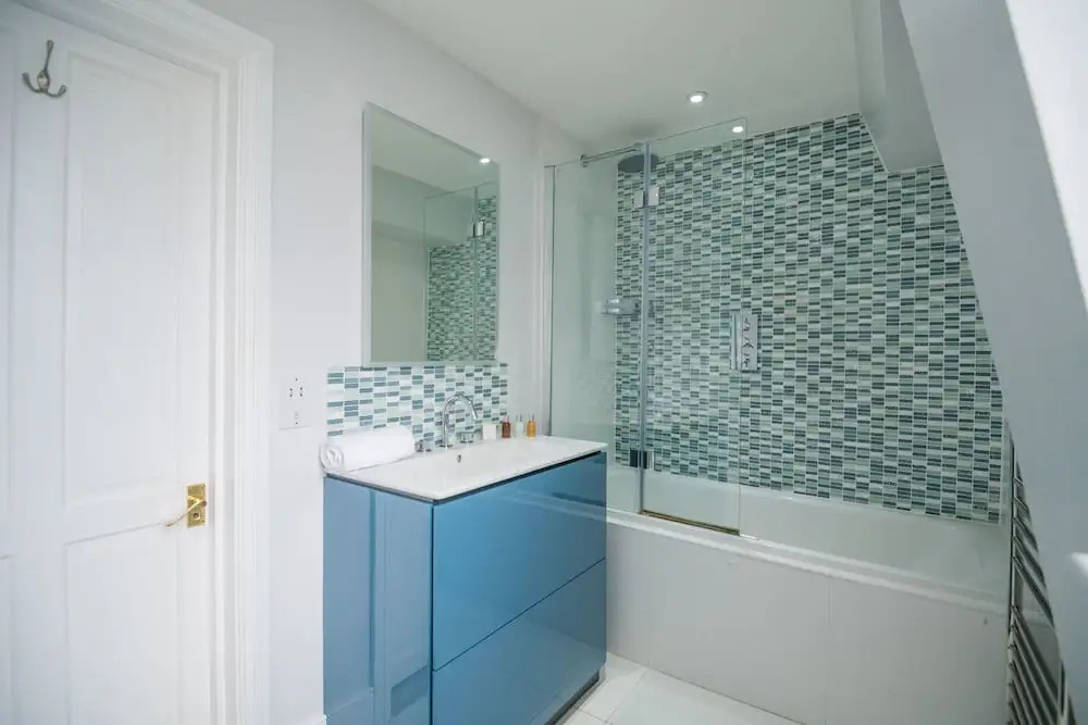 Sensational Wandsworth Home by King George's Park
