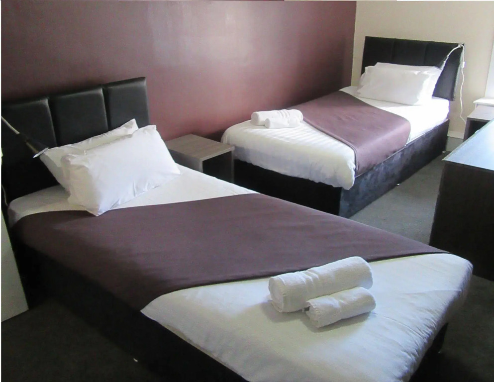 The Breadalbane Arms Room Only Hotel