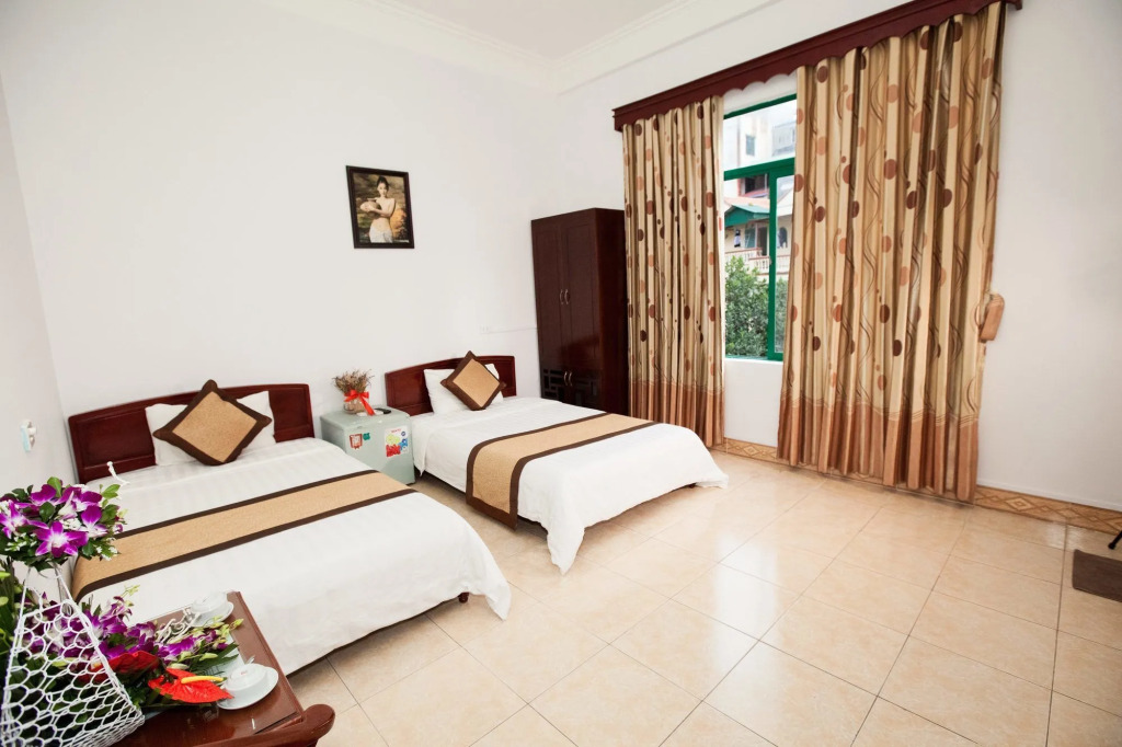 Alex Ha Long Hotel