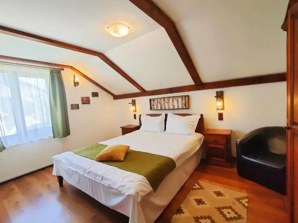 Pension Nea Marin