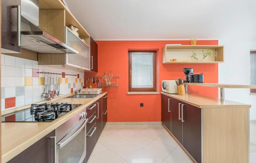 Stunning Home in Barban With Wifi and 2 Bedrooms