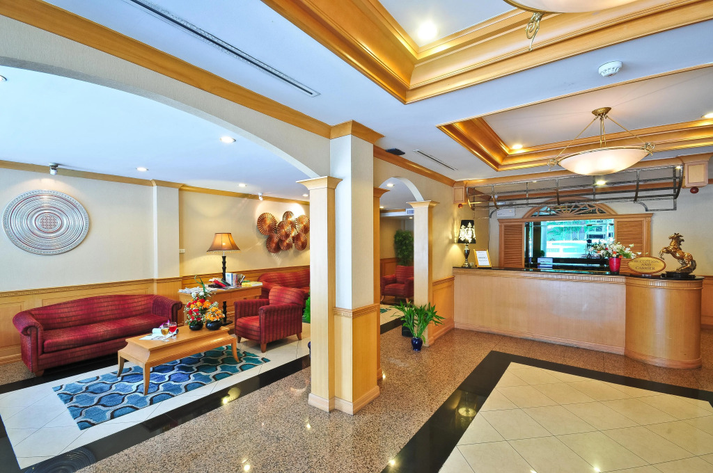 Admiral Suites Bangkok