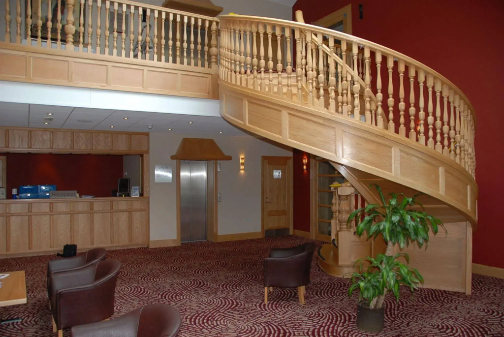 Curran Court Hotel