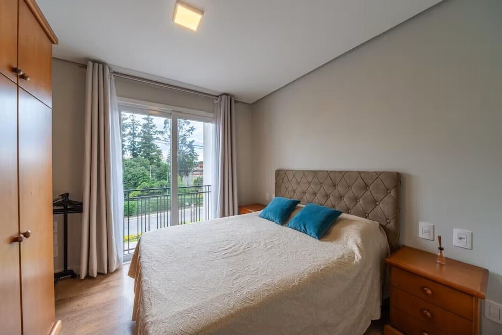 Stay Home Luxo Gramado | 1min Rua Coberta | Ar Cond | Premium