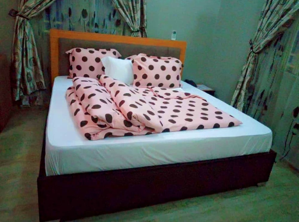 Vicpealia Hotel Ltd