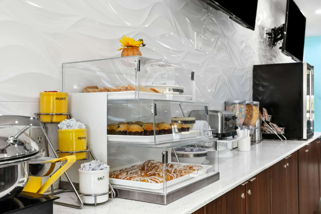 La Quinta Inn Suites by Wyndham Raymondville Harlingen