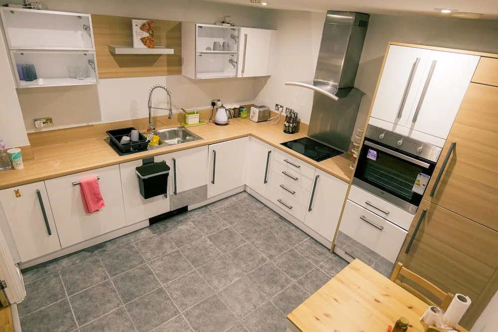 Stunning Holiday Stay With Free Gym and Parking