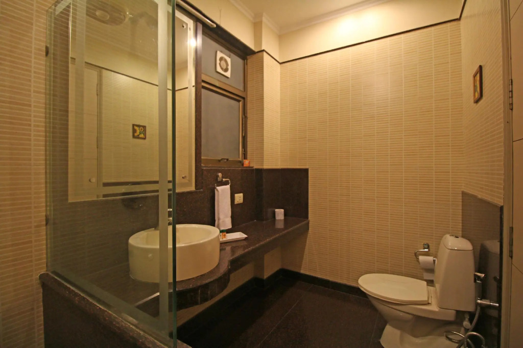 Capital O 5309 AR Suites
